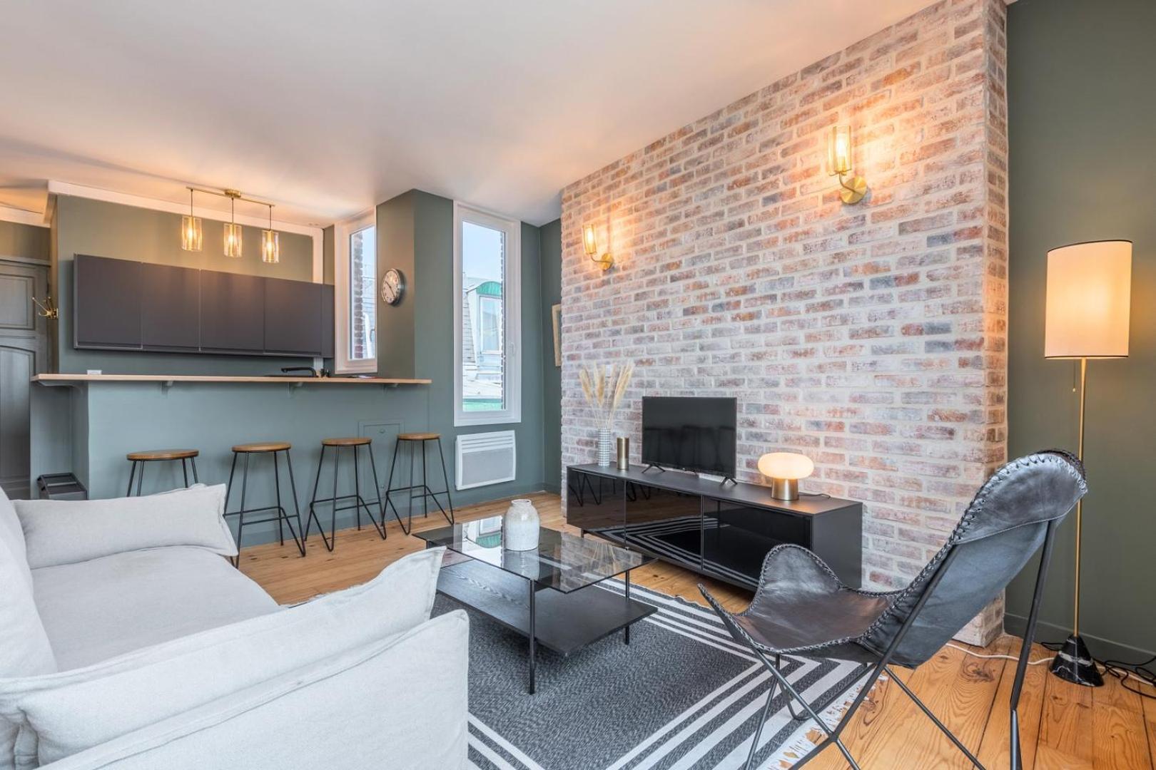 Charming 2 Bedroom Apartment - Old Лил Екстериор снимка